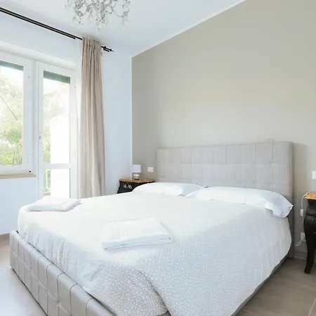 Centro Residenze Domus Sofiae * Γένοβα